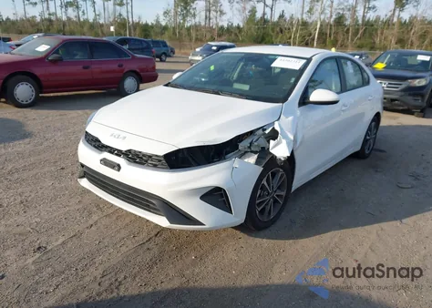 2024 Kia Forte Lxs из США, поврежденный, VIN 3KPF24AD3RE753393